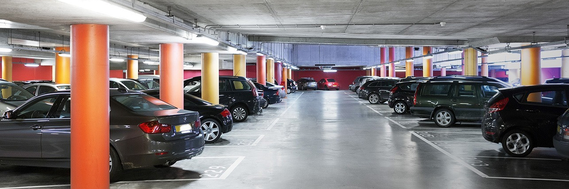 Dit doet een Servicemedewerker in onze Parkeergarages